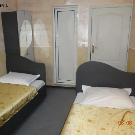 Guest house Eli 3*